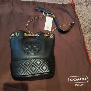 NWT $398 Tory Burch Fleming Mini Bucket Bag Black